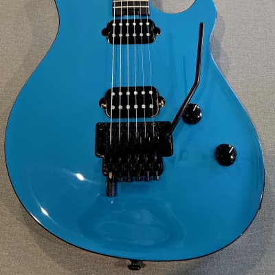 EVH Wolfgang Special Stealth made in Mexico Eddie Van Halen sig