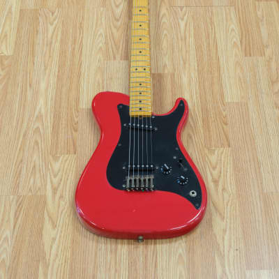 Fender Bullet 1982年　USA製 1982年？USA製のFender Bulletをゲットしたよ : r/guitarporn