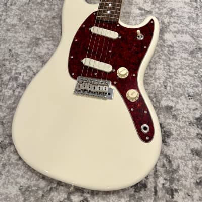 Fender MIJ Char Signature Mustang