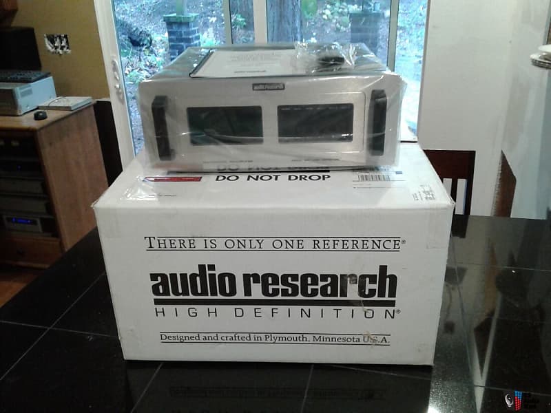 AUDIO RESEARCH MP-1, A REFERENCE High Resolution Fully Balanced ANALOG MULTICHANNEL Preamp image 1