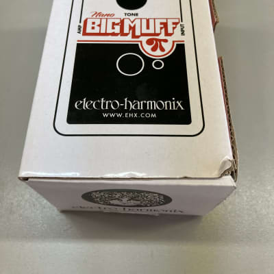 Electro-Harmonix Nano Big Muff Pi Distortion / Sustainer 2013 - Present - White / Black / Red image 9