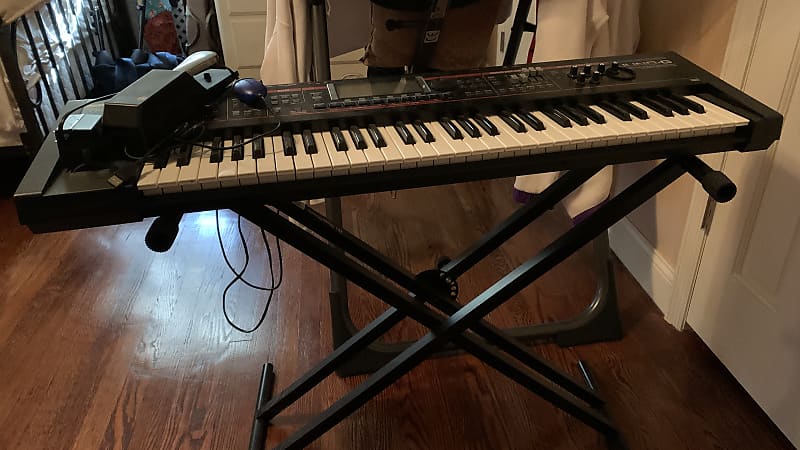 Roland Juno G 61-Key 128-Voice Expandable Synthesizer | Reverb