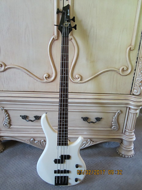 Ibanez CT Series Precision Jazz P J Bass 1992 Creme White Passive W TKL Gig Case