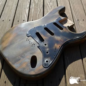 Hand-painted "aged" Alder Warmoth Strat body, ONE-OF-A-KIND image 3