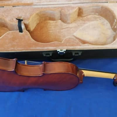 Borg Model MCV41 4/4 Full-Size Violin with Bow and Case Recently Serviced image 11