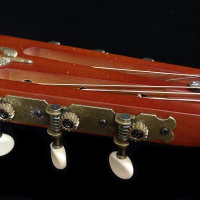 Immagine Duolian 'O'  'Islander' Resonator Guitar - Antique Brass - 8