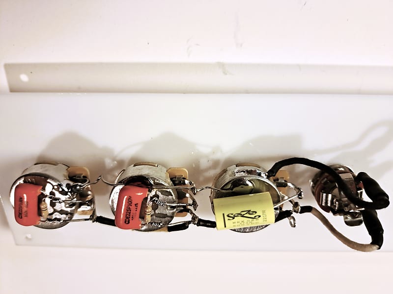 Jazz Bass Electric Guitar Wiring Harness w/SoZo Capacitor Reverb