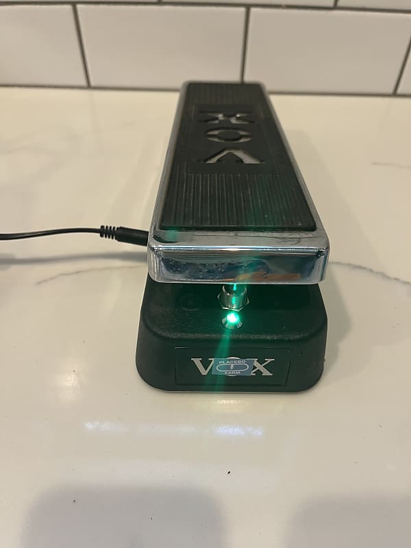 Vox V847 Wah Made in USA Modded w/True Bypass, LED, DC Jack, McCon