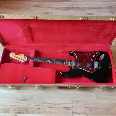 Fender Stratocaster Floyd Rose "Squier Series" MIJ 1993 with free extra's and case. image 2