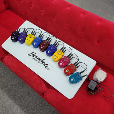 Danelectro Loaded pedal board with 10 pedals and power supply 2000s for sale