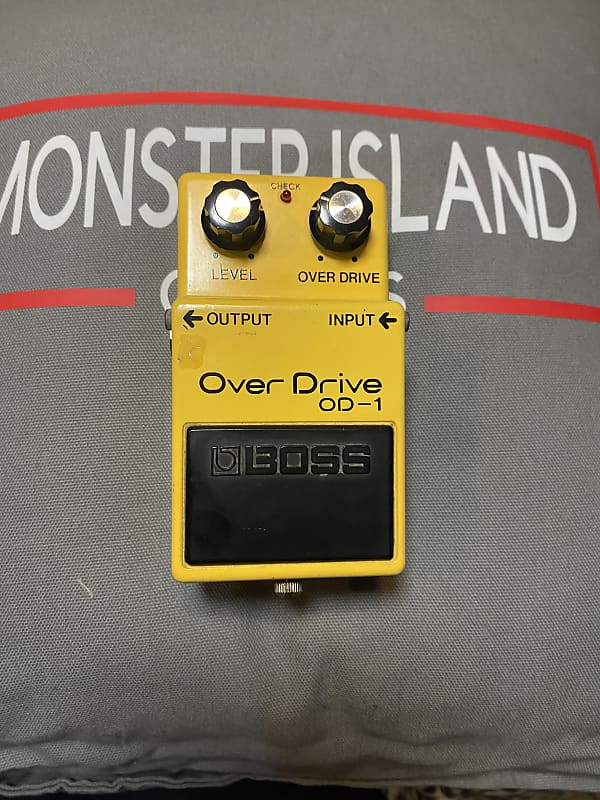 BOSS Over Drive OD-1 イエロー Boss OD-1 Overdrive Effect (1980) | RetroFret