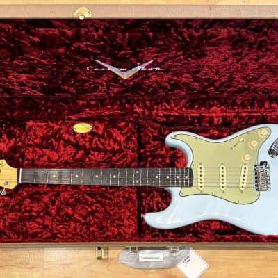 Fender Custom Shop Beatle Spec 1961 Relic Stratocaster Electric Guitar Sonic Blue SN: R132829 image 15