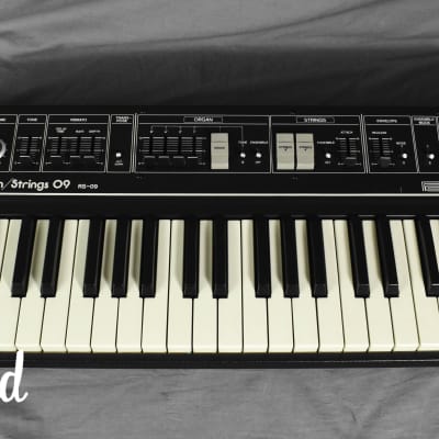 Roland Organ/Strings RS-09 Analog synthesizer in Very Good conditons
