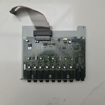 AKAI MPC2000, S2000 8 Outs / Outputs Board by MUTEC