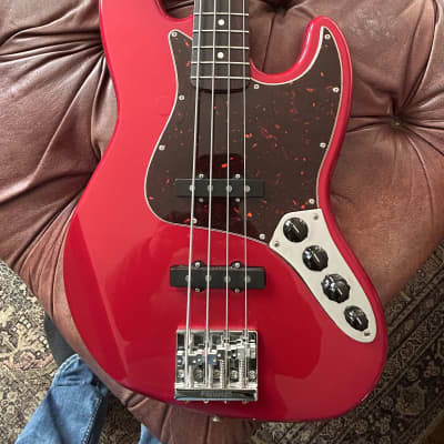 Fender Deluxe Active Jazz Bass 1998 - 2015 | Reverb