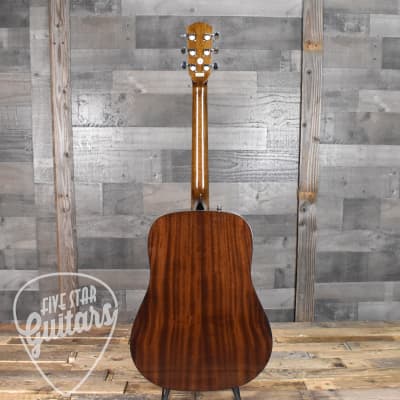 Fender CD-60 Dreadnaught Acoustic Guitar  with Hard Case - Natural Gloss Finish image 6