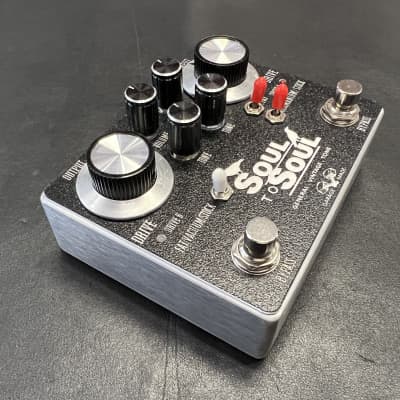 General Vintage Tone Soul to Soul Overdrive pedal  - silver/black SRV image 3