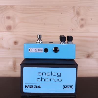 MXR M234 Analog Chorus - Guitar Effect Pedal image 3