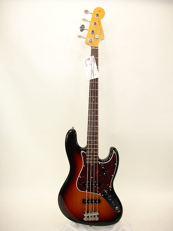 Fender American Original '60s Jazz Bass 3-Color Sunburst Finish w/  Hardshell Case