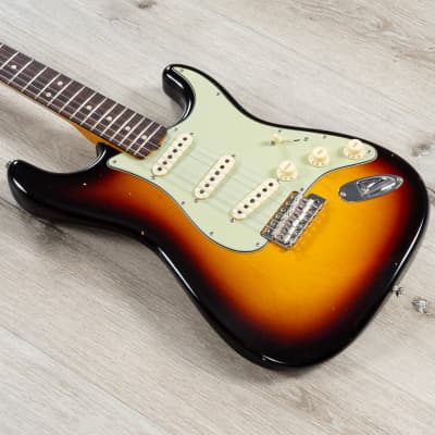 Fender Custom Shop 1963 Stratocaster Journeyman Relic Guitar, 3-Color Sunburst