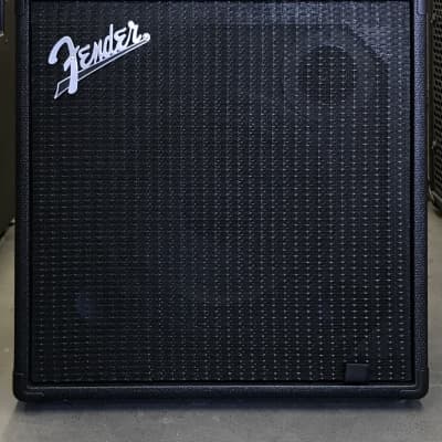 Fender rumble studio 40 deals bass amp