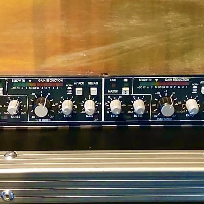 BSS DPR-402 2-Channel Compressor | Reverb