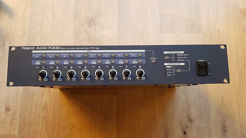Roland ADA-7000 R-BUS 8 Channel I/O Interface 24-bit 96kHz A/D-D/A