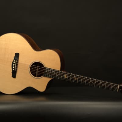 Cort Core-OC SP-OPTB Solid Sitka Spruce Top Orchestra Model