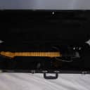 Fender Modern Player Telecaster Plus Charcoal Transparent with hard case