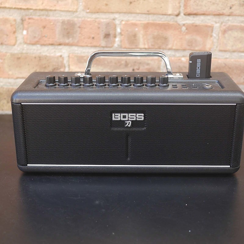 Boss Katana-air Wireless Guitar Amp, 20 30 Watts, Battery 