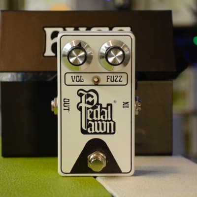 Pedal Pawn FUZZ 中古 FUZZ (ORIGINAL SILICON) – Pedal Pawn