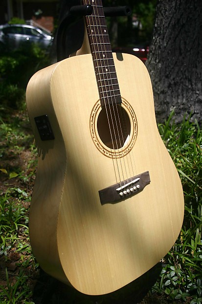 ギター Norman Expedition Nat Folk Solid Spruce Acoustic Guitar Norman Expedition Nat Solid Spruce Parlor SG