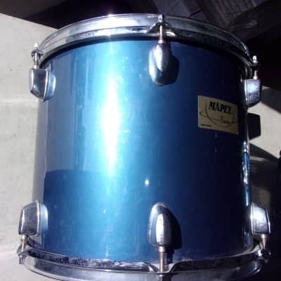 Lot of 2 Mapex V Series Hanging Toms 13" x 10" + 12" x 9" light blue with mounts Has double badges image 2