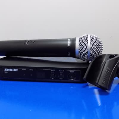 Shure BLX24/PG58 Wireless Vocal System with PG58 Mic image 1