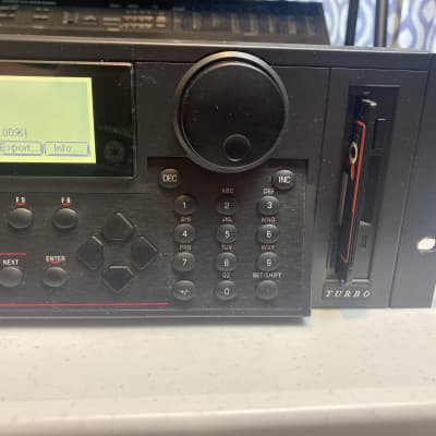 E-MU Emulator IV EIV x Hollywood Gold edition sampler, 2 Gig internal drive, 128 Mb RAM, EFX board image 4