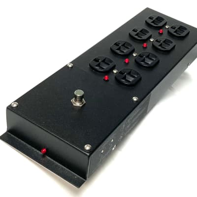 RS-4  Power Strip, Power Conditioner, Sequencer image 2