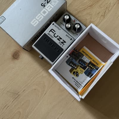 Boss FZ-5 Fuzz | Reverb