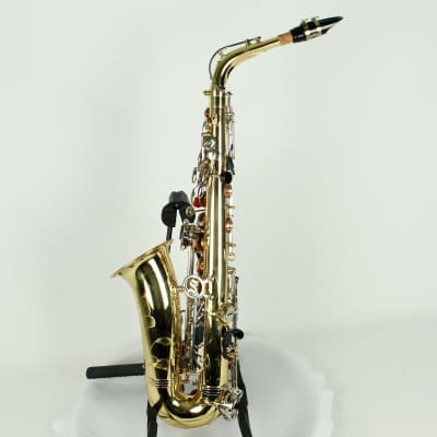 Selmer AS500 Alto Saxophone image 3