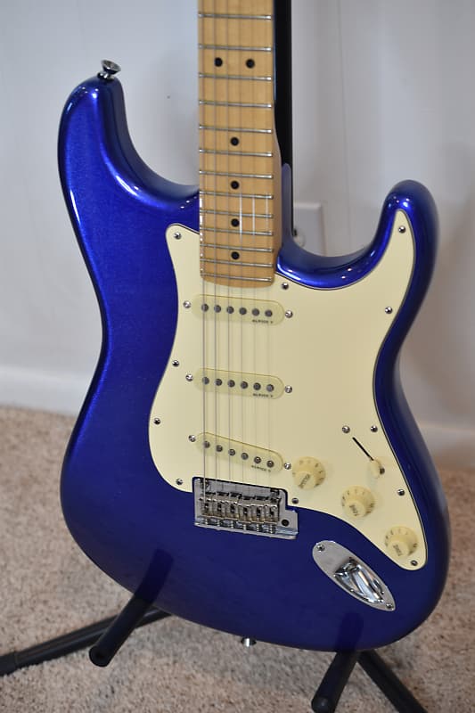 Fender American Standard Stratocaster - 2012 - Mystic Blue - USA - w/ Deluxe Fender Travel Case image 1