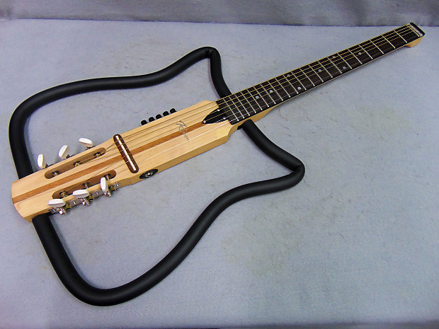 Ruison deals silent guitar