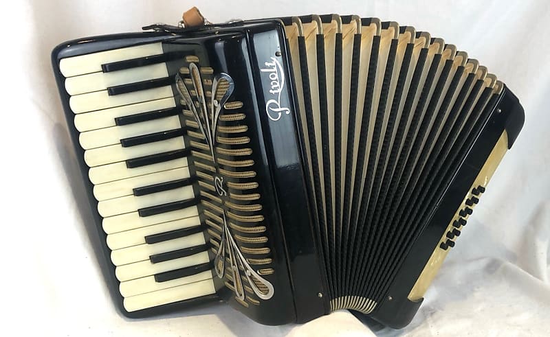 Rivoli accordion outlet