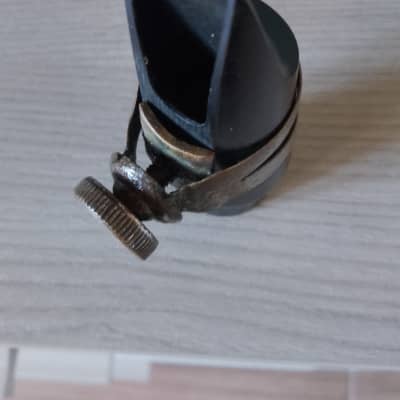 No brand nickel plated ligature for alto saxophone. image 7