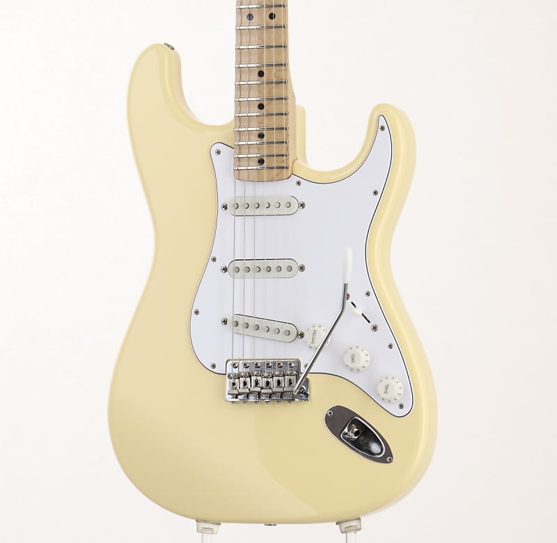 FENDER Japan Exclusive Yngwie Malmsteen Signature Stratocaster Yellow White  [SN JD17010296] [05/08]