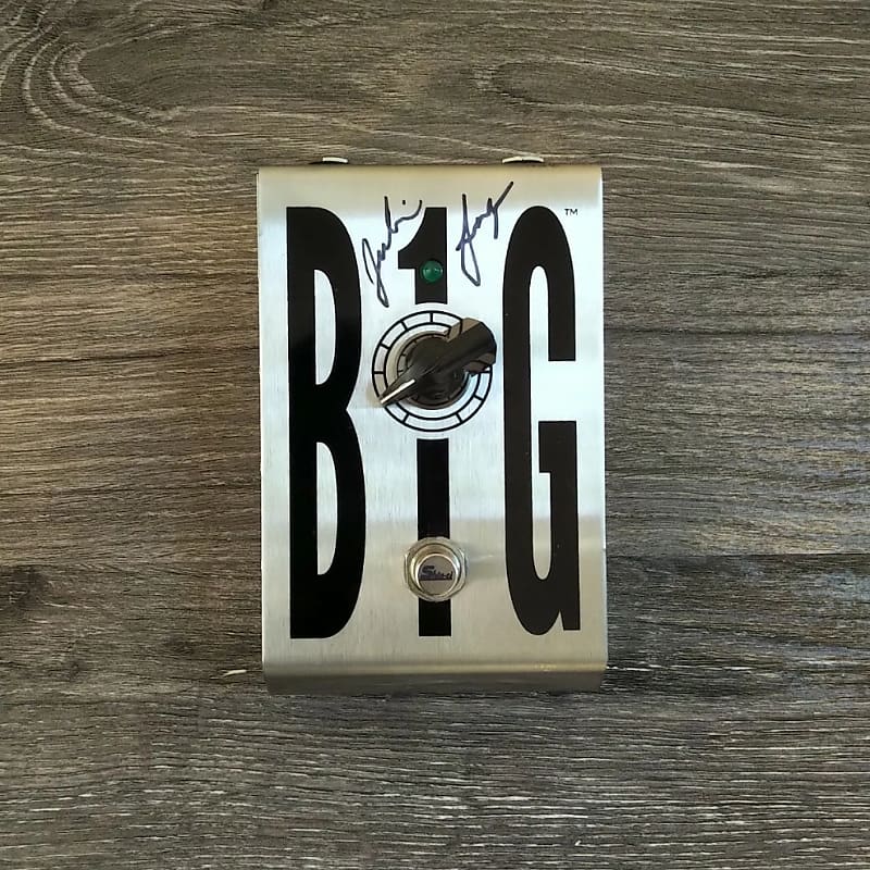 Shin-Ei B1G 1 Preamp Gain Booster - Julian Lage Signature