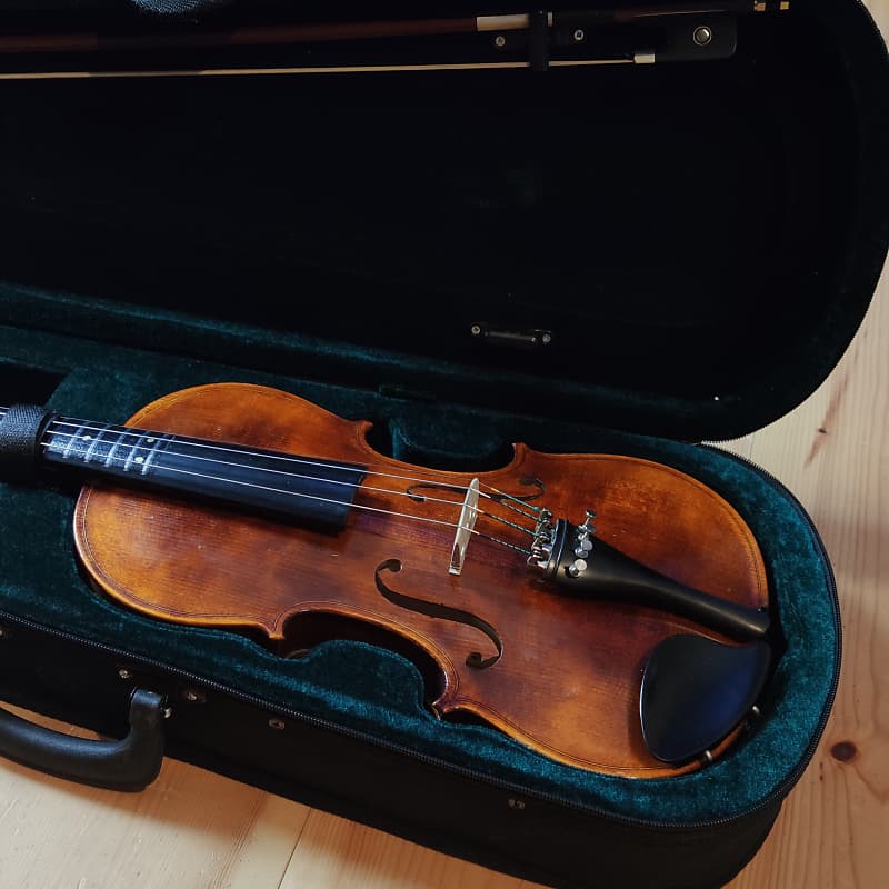 Roth & Junius Violin Set 4/4 + Schulterstütze + Fiddle Reverb