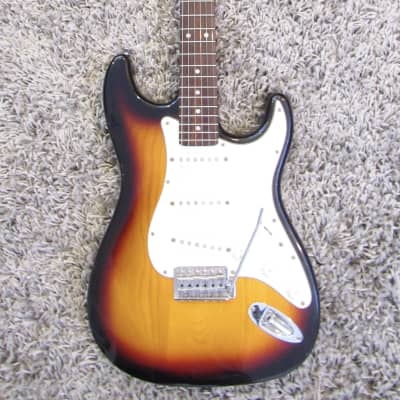 Aria STG 2000's - Tobacco Burst - Gig Bag - Great guitar ! image 1
