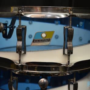 Ludwig 1970s Vistalite 5 PC Drumset Blue and White Swirl image 6