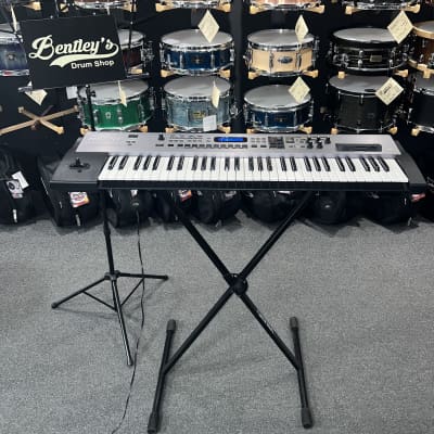 Roland RS-70 Synthesizer Keyboard w/Stand image 8