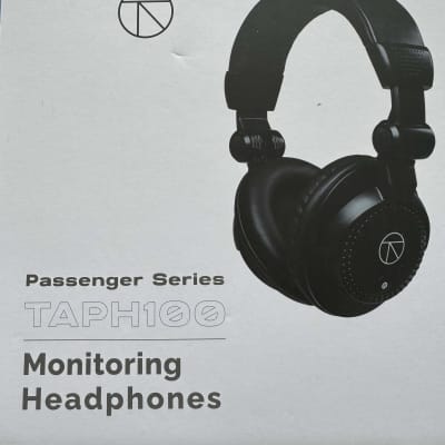 Turnstile TAPH100 wired monitor headphones - Black image 2