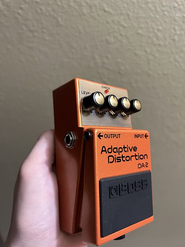 Boss DA-2 Adaptive Distortion